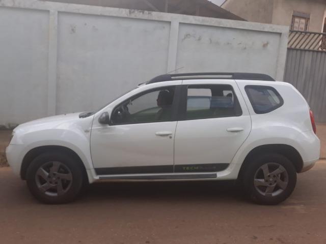 Aproveite!!! Duster Techroad 2.0 Automático Flex 4x2 2014-2015, completo
