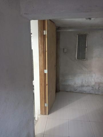 Aluga-se uma Casa. No Bairro de Valeria. - Foto 2