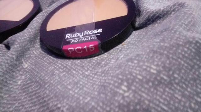 Po e caneta delineadora da ruby rose - Foto 3