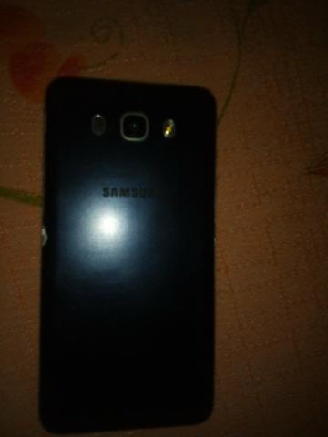 Vendo celular Samsung j7 - Foto 2