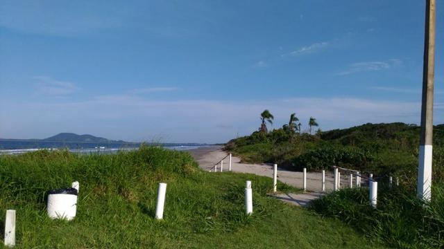 Terreno Frente pro mar em Itapoá para construir,menor preço na beira mar de toda Itapoá - Foto 5