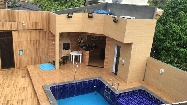 Vendo linda casa de Condomínio com 4 Quartos !!