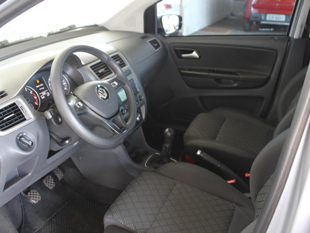 VOLKSWAGEN FOX 1.6 MSI TRENDLINE 8V FLEX 4P MANUAL - Foto 8