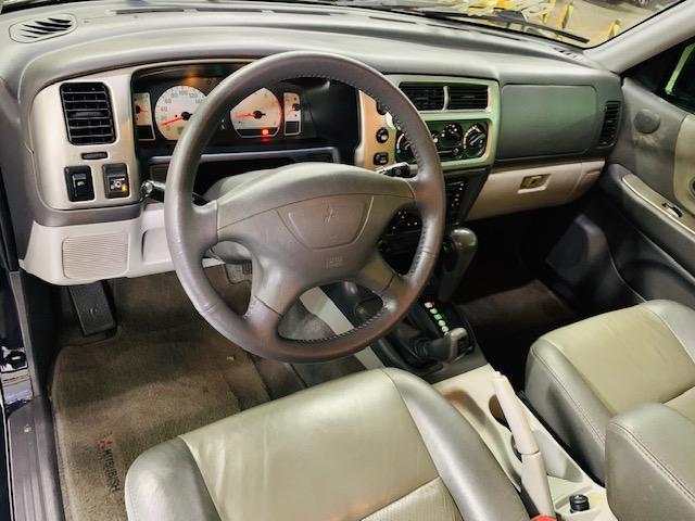 Mitsubishi Pajero sport 3.0 hpe 4x4 v6 24v gasolina 4p automático - Foto 4