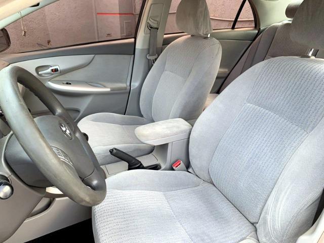 Toyota Corolla 1.8 GLi 10/10 Mecânico Completão, Só de Brasília, Chave Reserva e Manual - Foto 9