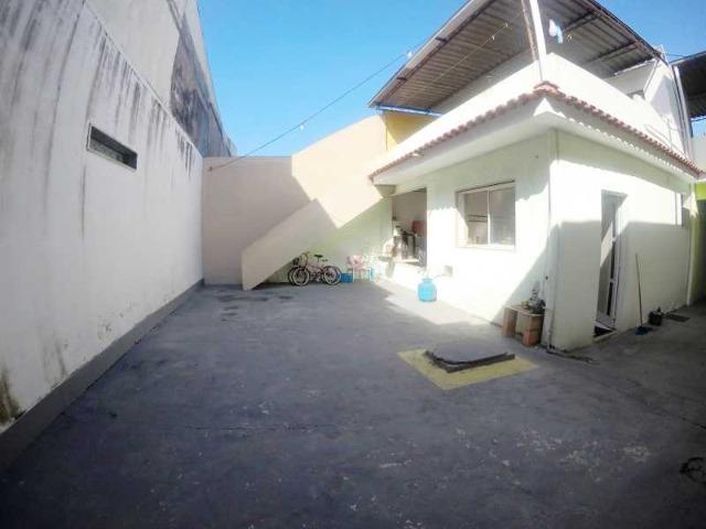 Otima casa com 2 quartos + 3 vagas + Terraço - Foto 3