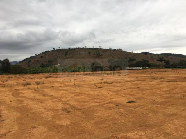 Área Comercial e Industrial - Foto 2