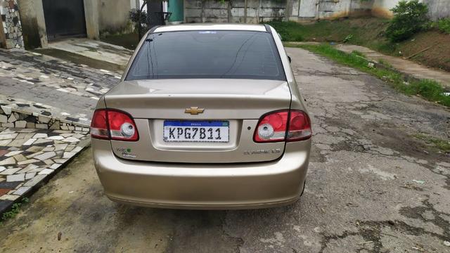 Classic 2013/2013 ,carro em ótimo estado ,carro de meu uso, com gnv - Foto 2