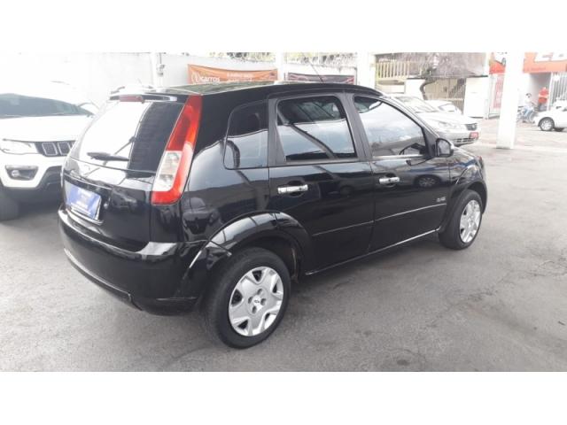 FORD FIESTA 1.0 MPI HATCH 8V FLEX 4P 2010 - Foto 4