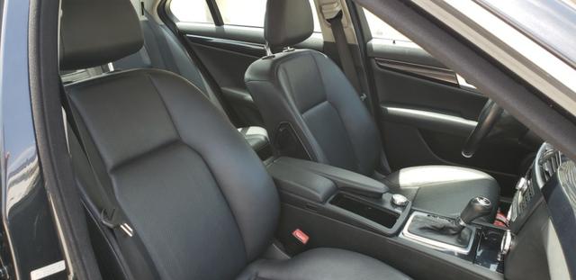 Mercedes Benz C 180 CGI Classic 1.8 Automática - Foto 11
