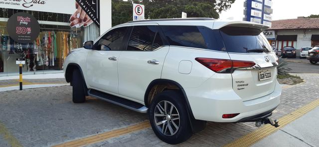 Toyota SW4 2.8 TDI SRX 7L 4×4(AUT) 2017 - Foto 4