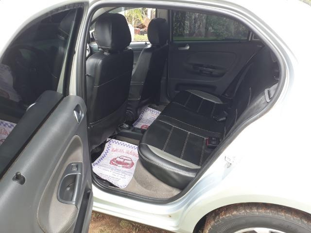 Vendo Voyage comfortline completo 1.6 2011 - Foto 7
