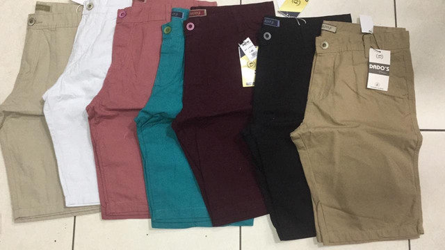 Bermudas Dados Apenas 45,00 - Foto 3