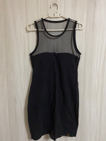 Vestido preto com bojo e tule Tam M r$30 - Foto 3
