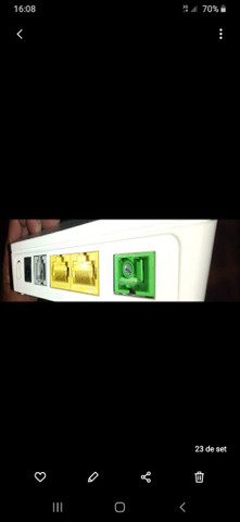 ONT. OPTICAL NETWORK TERMINAL.