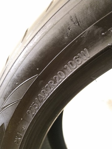 Pneu Usado Aro 20  275/40 20 Toyo Proxes4 - Foto 3