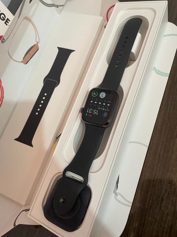Vendo Apple Watch série 5 44 mm - Celulares e telefonia - Santa Mônica,  Uberlândia 1033567996 | OLX
