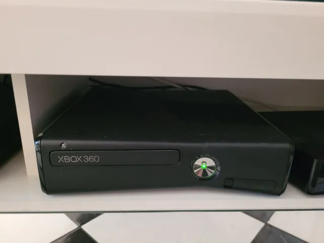 Xbox 360 RGH Hd 250Gb - Fabricante Microsoft - Kcoxgames