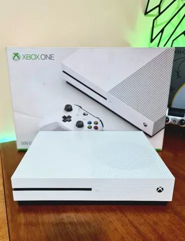 Xbox One S - 500GB - Ótimo Estado