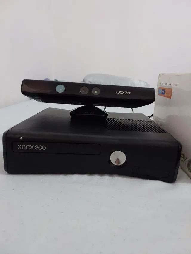 Xbox 360 S Bloqueado Com Jogo Original E Hd 250gb