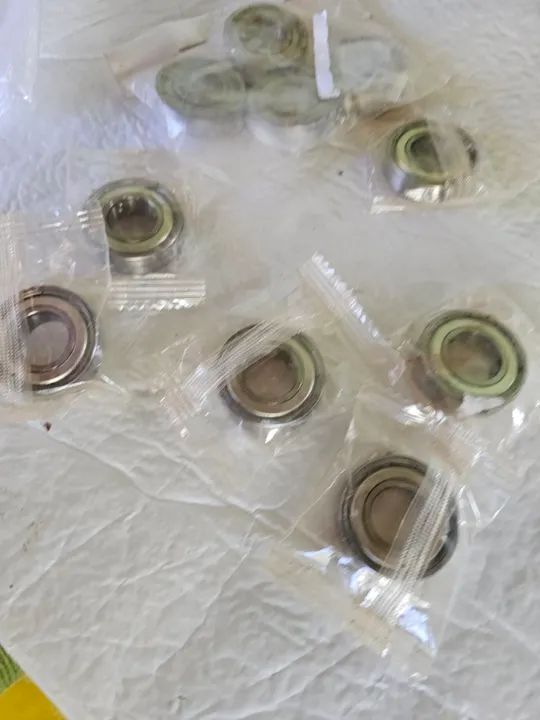 Lote com 10 rolamentos 6002 ZZ FAG  novos sem uso - Foto 2