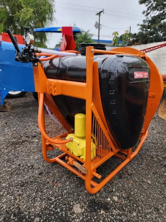 Pulverizador Acoplado Jacto Turbo Arbus 400-725, Ano 2005, Revisado