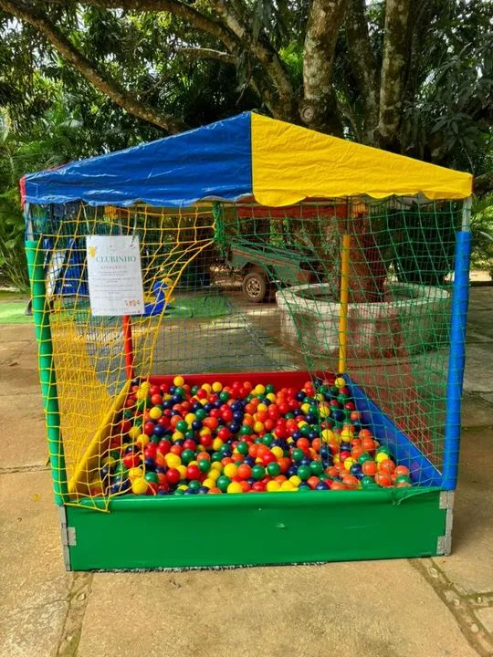 Aluguel toto , pula pula , piscina de bolinhas , mesas e cadeiras... - Foto 3