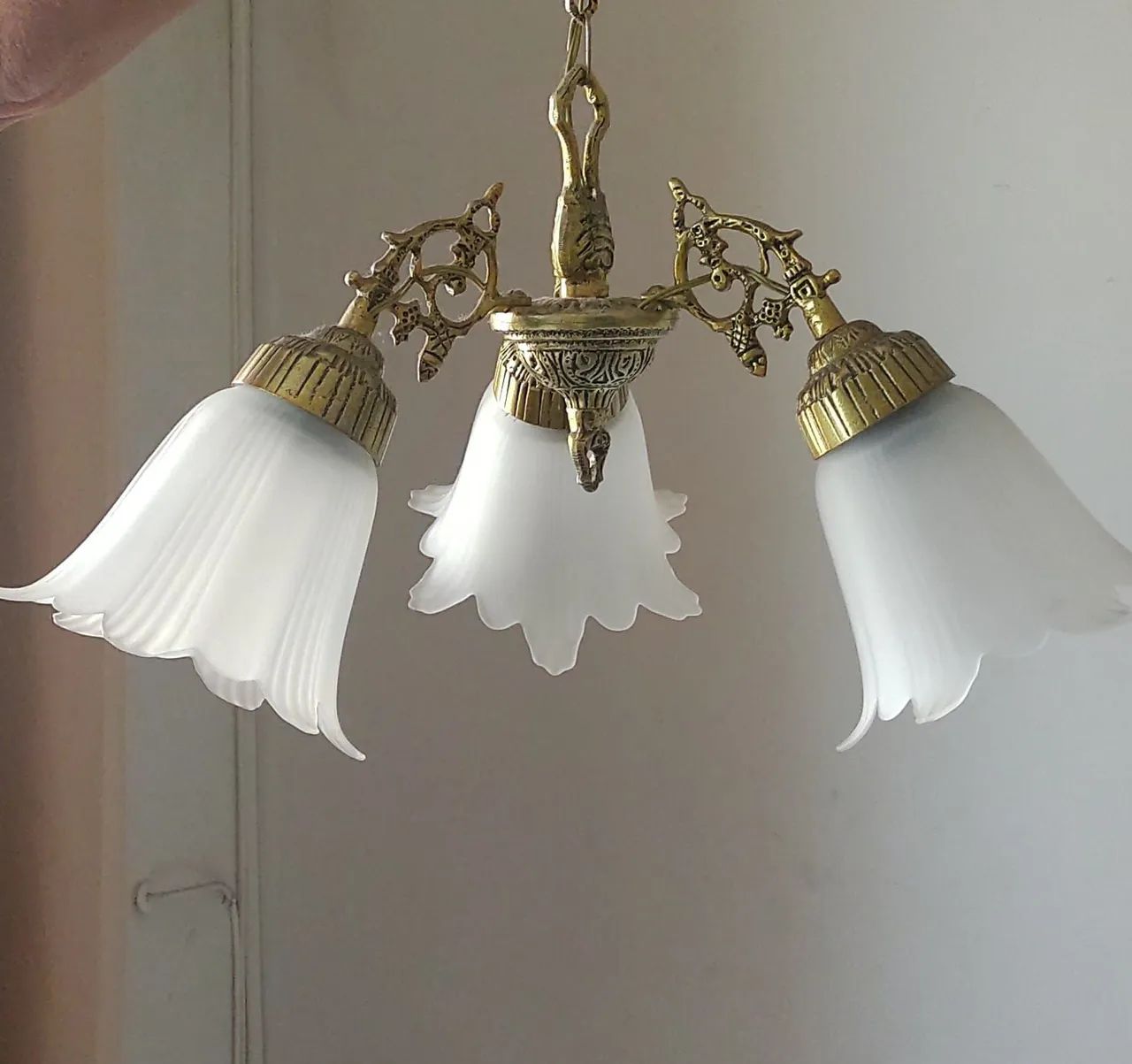 Lustre em Bronze Tulipa - Foto 2