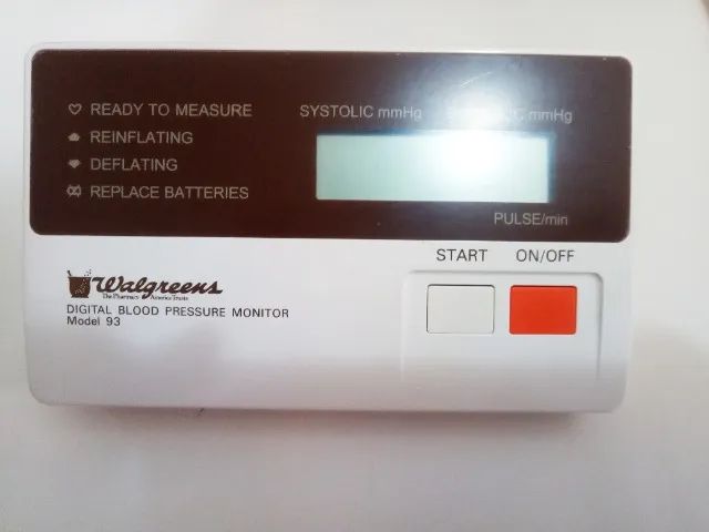 Medidor de pressão arterial importado Walgreens model 93 - Foto 5