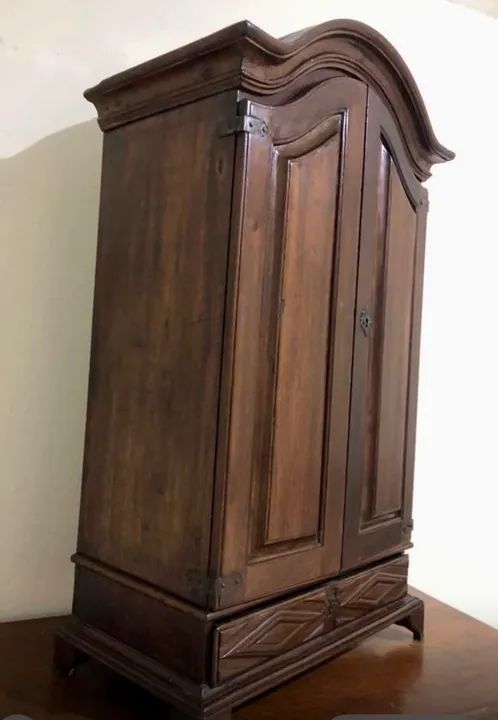 Antigo Oratório em Madeira Nobre Maciça - Século XVIII - Foto 5