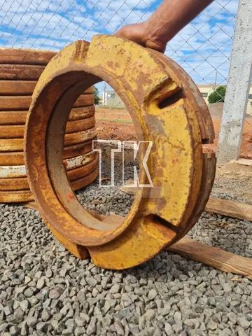 cod.867 - Peso Traseiro para Trator Valmet 62 ao 88 - TK Tratores Nova Andradina - MS  - Foto 2