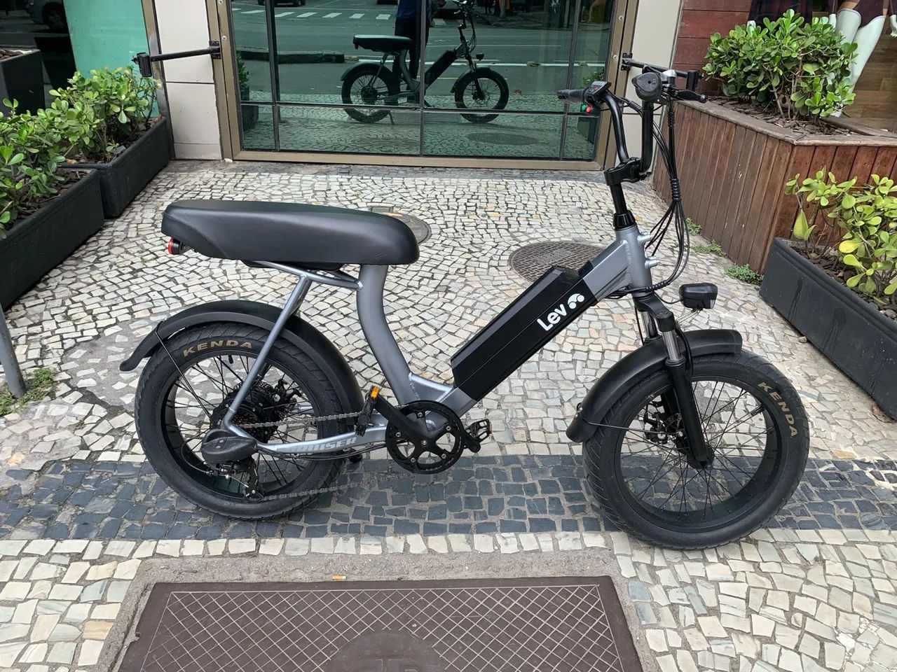 bicicleta eletrica cruiser lev