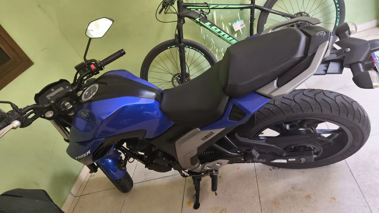 Fazer 250 2022 com 19.000km