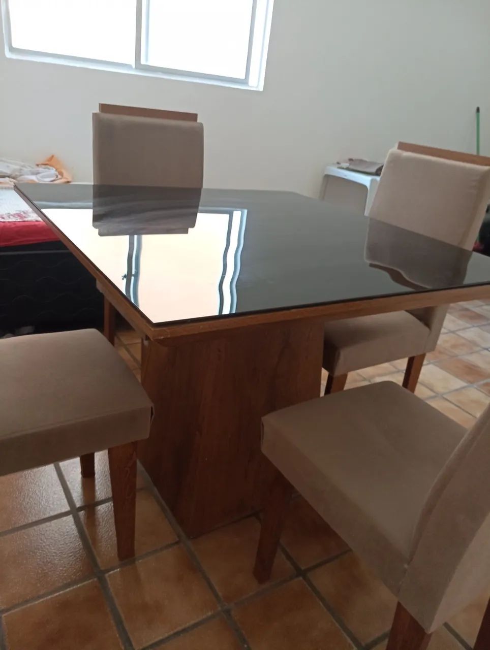 MESA DE JANTAR GRANDE+ 4 CADEIRAS  - Foto 4