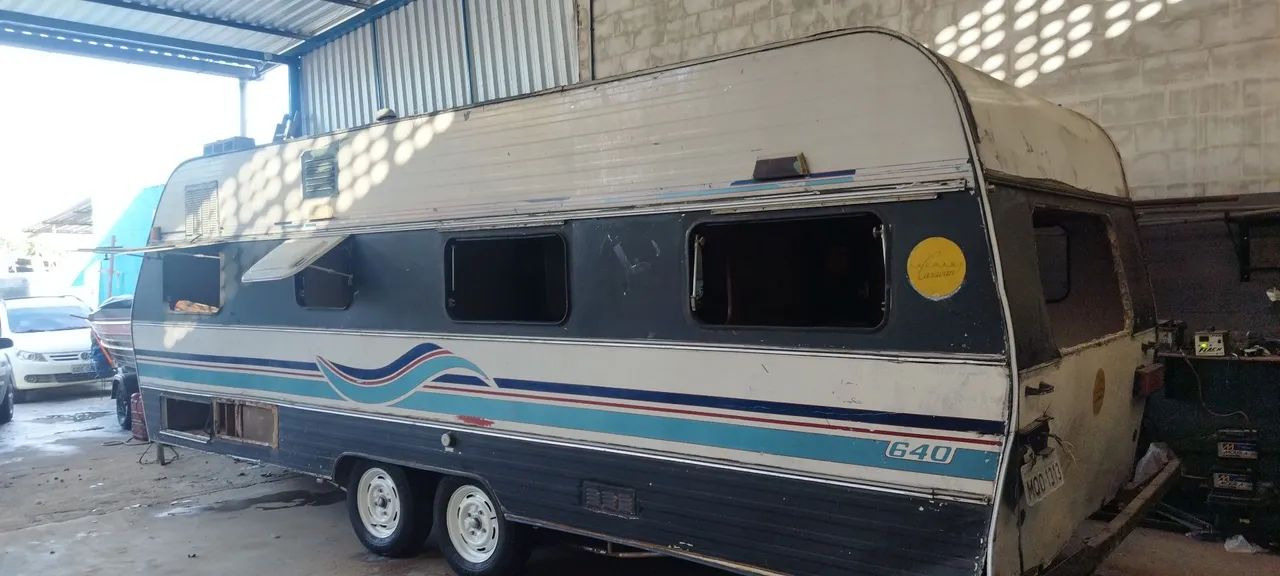 Caravan para Acampamentos