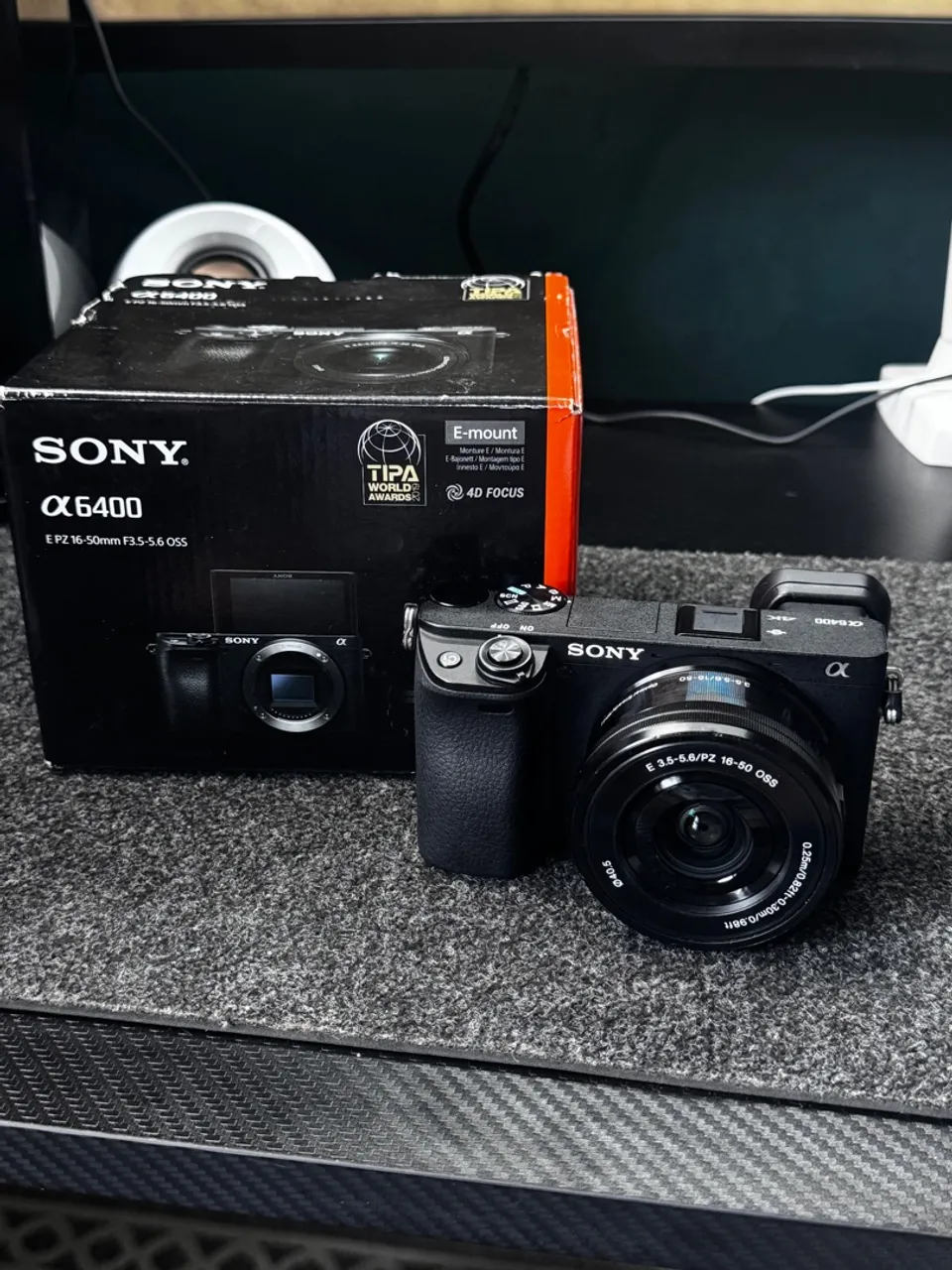 Sony A6400 - Ótimo estado