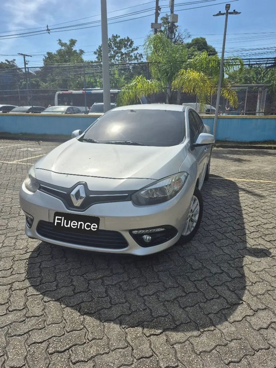Renault Fluence Dynamique Plus CVT 2.0 2016 - Foto 2