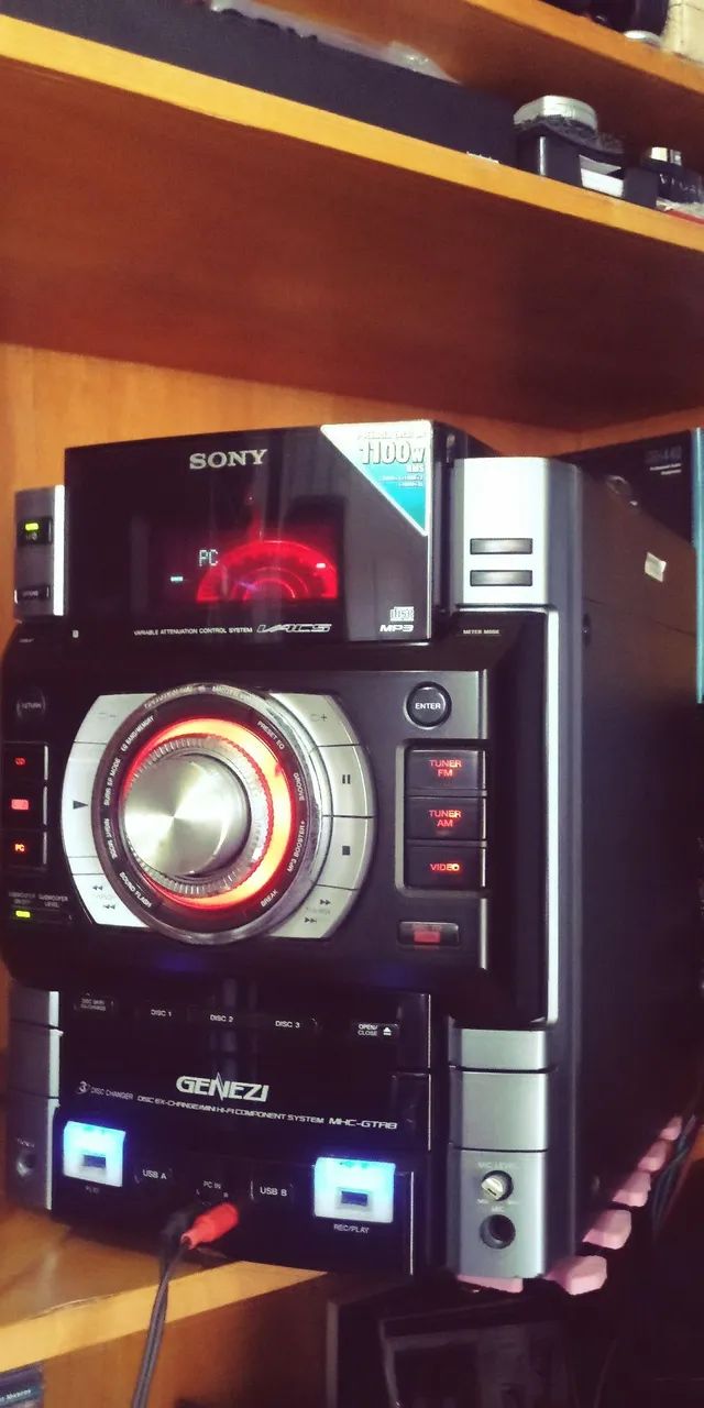 12 caixas acusticas o monstro da sony!GTR 8 Lindo zero!