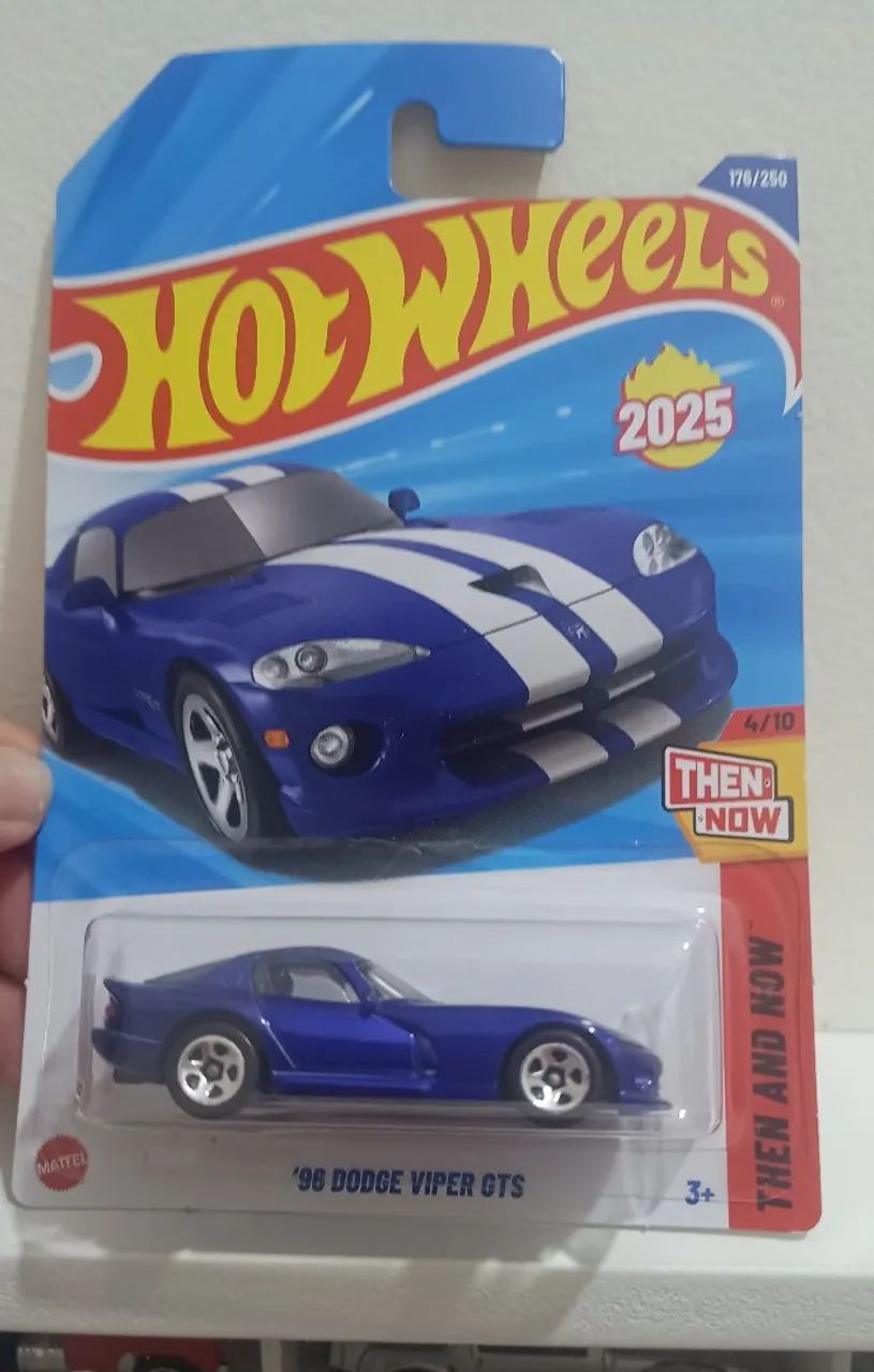 Hot Wheels '96 Dodge Viper GTS