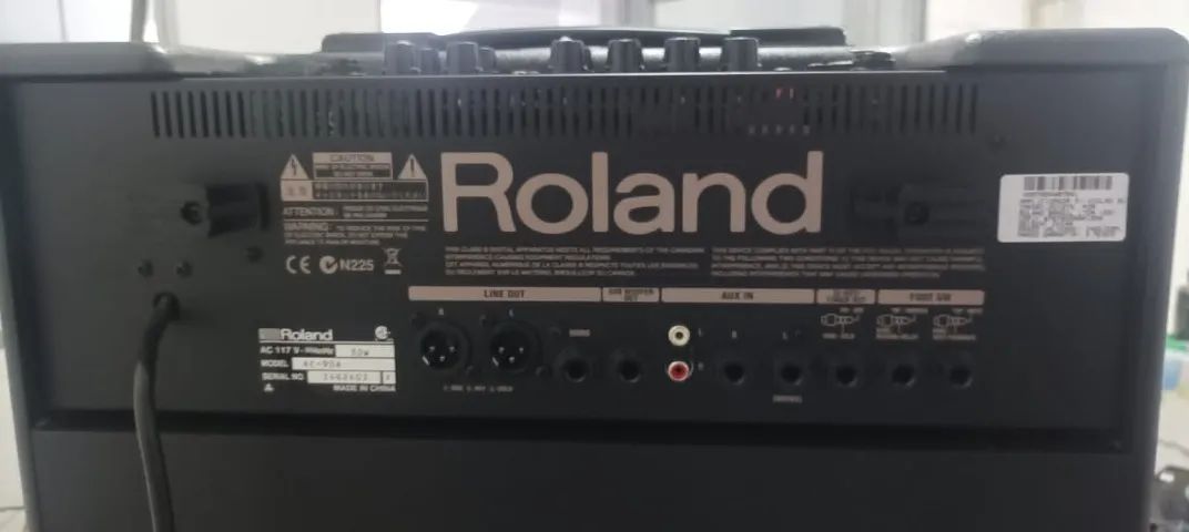 Ampler para violão ROLAND mod.ac90,no case,obs nunca foi usado - Foto 2