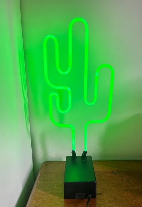 Luminária Neon Cacto