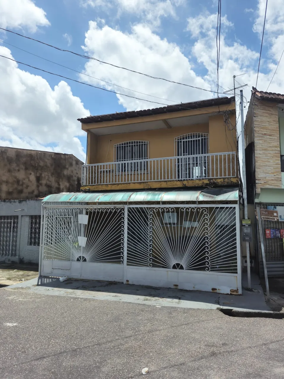* Alugo Casa para fins residenciais ou comerciais na Sacramenta