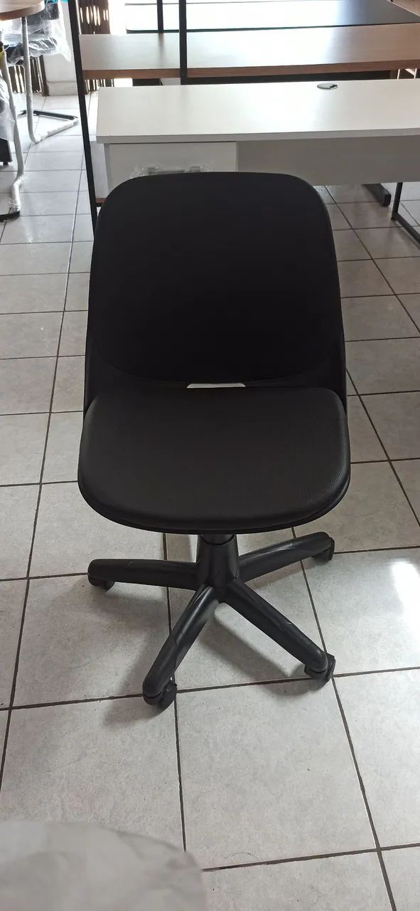 Cadeira para escritório nova  - Foto 2