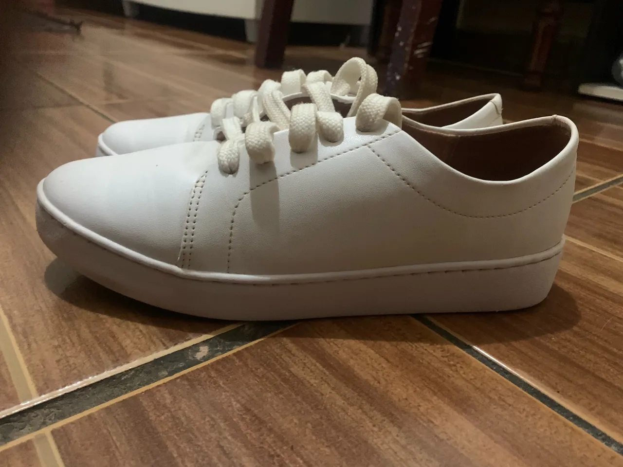 Tênis branco casual