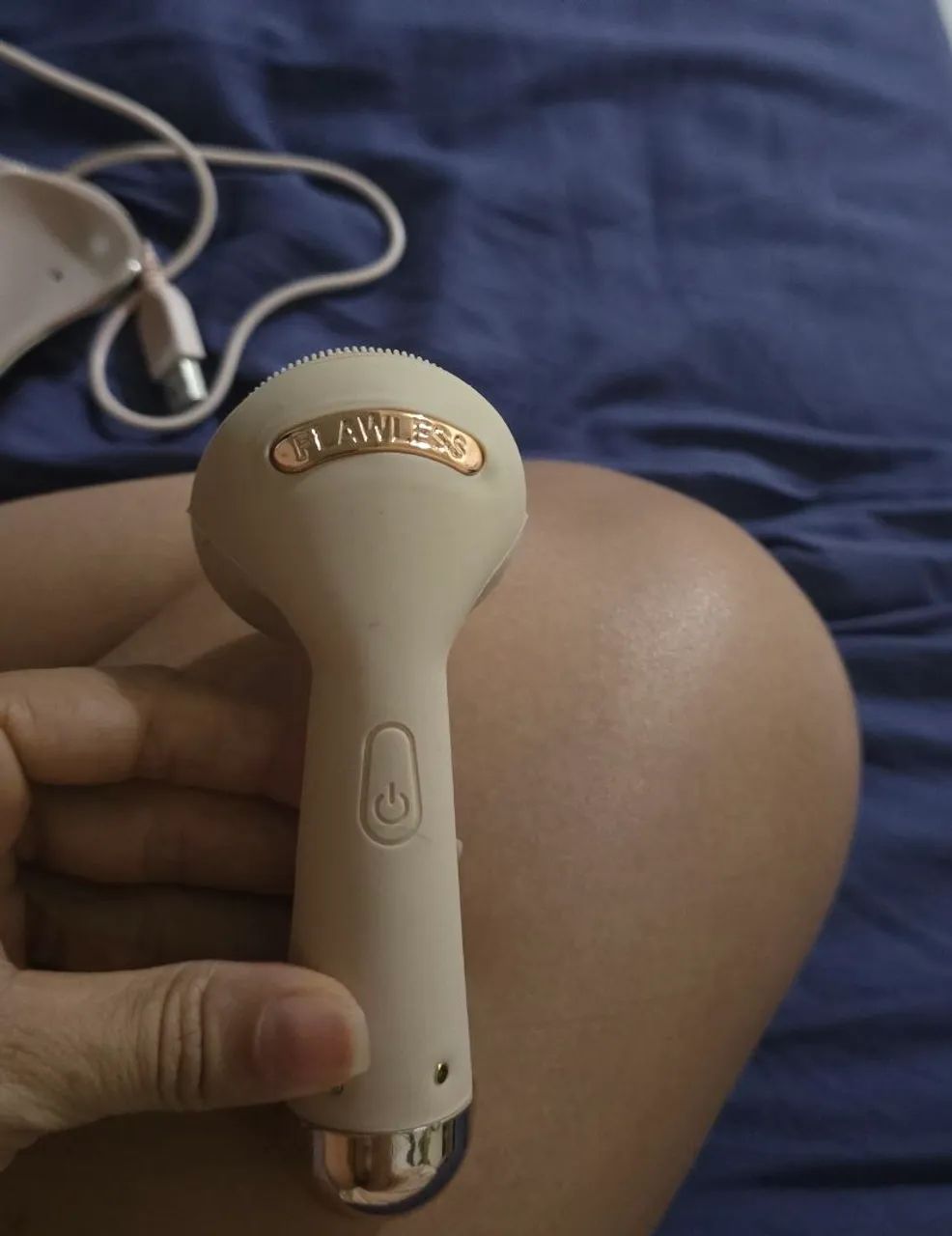 Aparelho de massagem facial Flawless - Foto 3