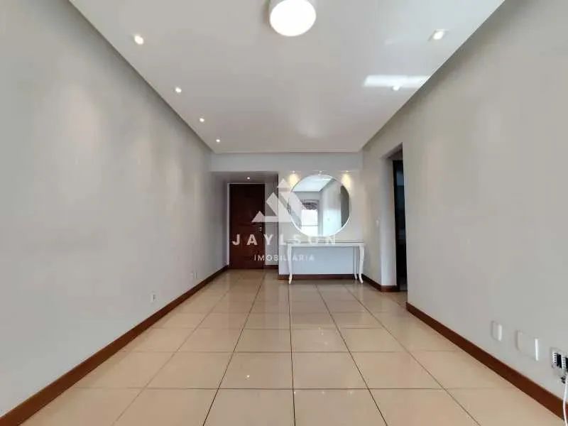 AMPLO APARTAMENTO COM VISTA LIVRE EM OTÍMA LOCAZAÇÃO , VARANDA, SUITE, NA VILA DA PENHA. - Foto 5