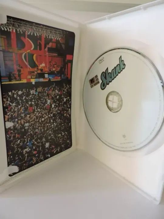 DVD Skank Ouro Preto - MTV ao Vivo - Foto 3