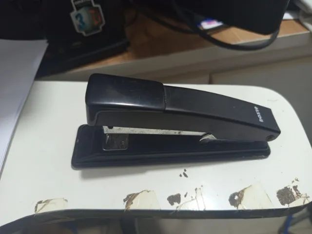 stapler64617879390977120