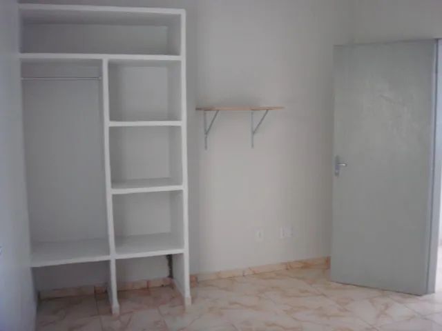 Apto.de 1 Quarto,1 Banheiro,1 Cozinha .Area de lazer comun. Valor: 800 R$ - Foto 4