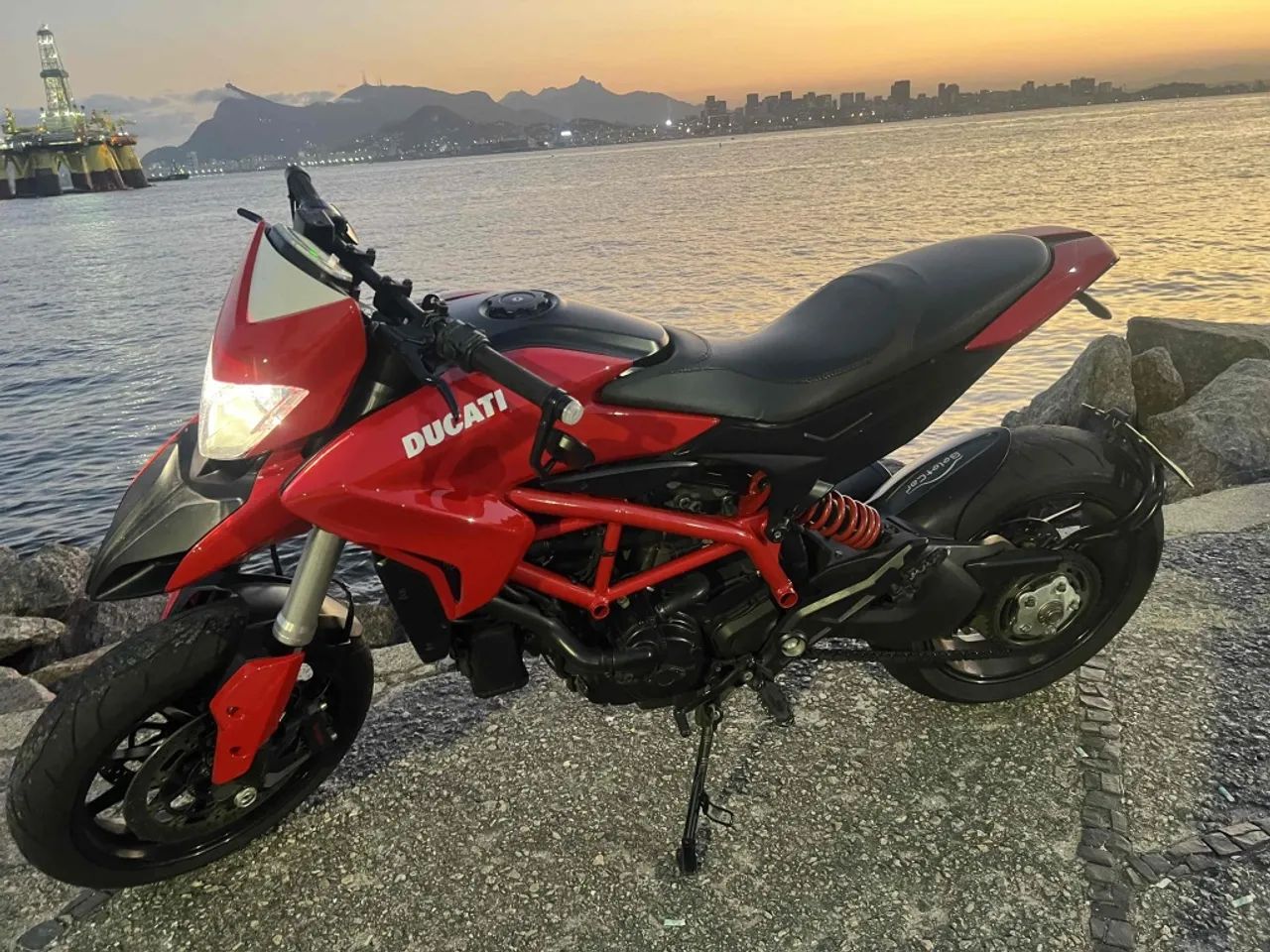 Motos Ducati Hypermotard no Brasil